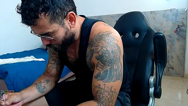 hanz col online show from 11-11-25, 10:37