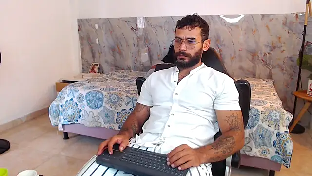 hanz col online show from 11-19-25, 02:39