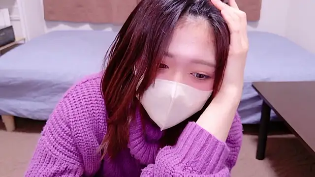 Miss-KrenJr online show from 11-25-25, 05:35