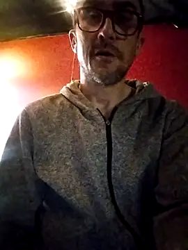 Joss046 online show from 05-06-26, 02:44