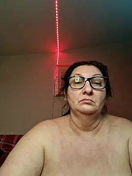 Snapshot of Genoveva73sexy chatting on 02-14-25, 02:18 Genoveva73sexy online show from 02-14-25, 02:18