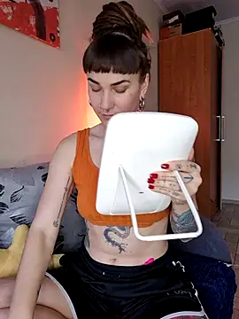 Snapshot of FoxRineHelen chatting on 03-04-25, 01:49 FoxRineHelen online show from 03-04-25, 01:49