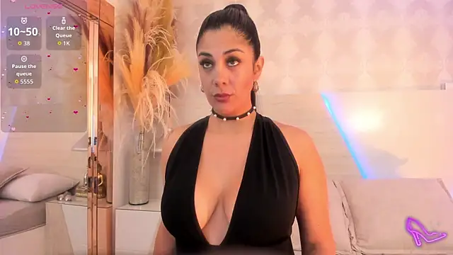 IvannaAnggel online show from 10-16-25, 02:07