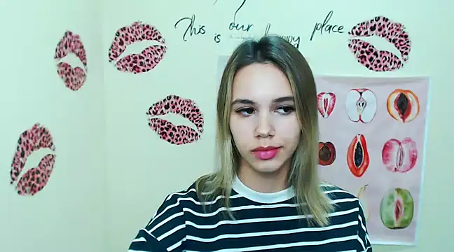  StAcY online show from 12-08-24, 01:47