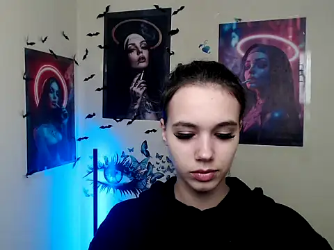  StAcY online show from 11-25-25, 01:22