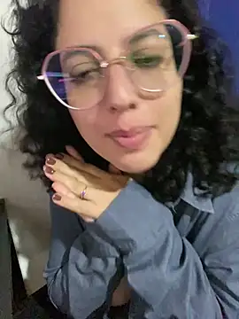 Snapshot of babyluna939 chatting on 03-12-25, 11:44 babyluna939 online show from 03-12-25, 11:44