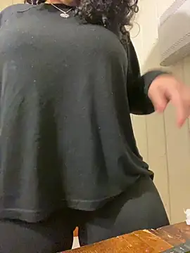 Snapshot of babyluna939 chatting on 10-05-25, 08:51 babyluna939 online show from 10-05-25, 08:51