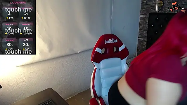 Bruja  Scarlata online show from 02-11-25, 10:59