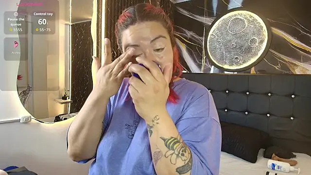 Bruja  Scarlata online show from 09-10-25, 11:54