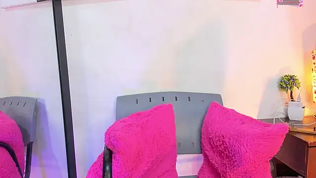 Monica lopez online show from 12-14-24, 07:46