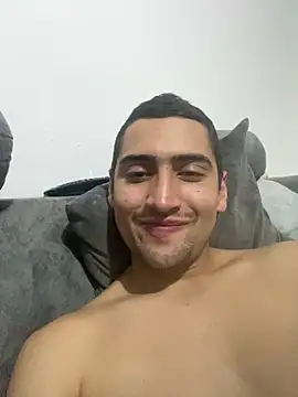 Snapshot of Flacosexy29 chatting on 11-21-25, 02:10 Flacosexy29 online show from 11-21-25, 02:10