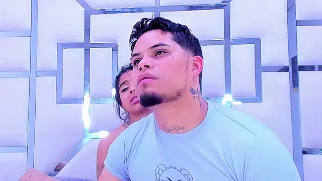 Snapshot of MelissaAndZeuss chatting on 01-29-25, 09:23 MelissaAndZeuss online show from 01-29-25, 09:23