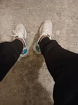 casper0303 online show from 04-10-26, 02:55