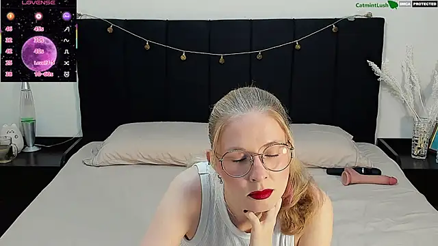 CatmintLush online show from 07-14-26, 11:43