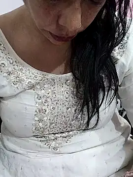 Urmila bhabhii online show from 02-19-26, 04:19