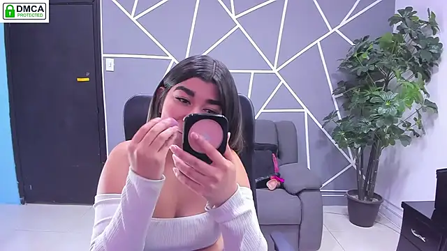 NahomiConnor  online show from 03-06-26, 03:14