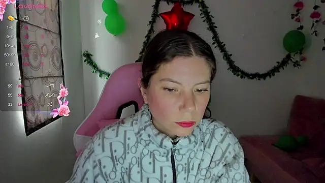 Snapshot of Susana_garcia_ chatting on 12-30-24, 10:01 Susana garcia  online show from 12-30-24, 10:01