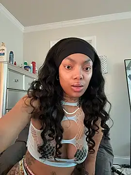 butterflybootyy online show from 03-07-26, 06:05