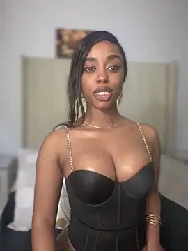 Snapshot of BhadBhad_Kitty chatting on 10-09-25, 06:00 BhadBhad Kitty online show from 10-09-25, 06:00