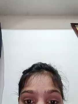 Snapshot of Riyu_05 chatting on 01-16-25, 06:56 Riyu 05 online show from 01-16-25, 06:56