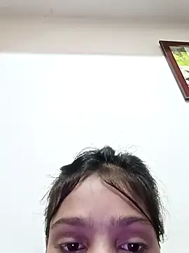 Snapshot of Riyu_05 chatting on 01-25-25, 09:47 Riyu 05 online show from 01-25-25, 09:47