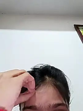 Snapshot of Riyu_05 chatting on 02-12-25, 06:19 Riyu 05 online show from 02-12-25, 06:19