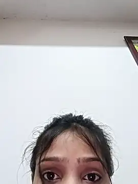 Snapshot of Riyu_05 chatting on 02-25-25, 06:58 Riyu 05 online show from 02-25-25, 06:58