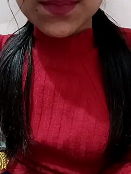 Snapshot of Riyu_05 chatting on 03-01-25, 10:24 Riyu 05 online show from 03-01-25, 10:24