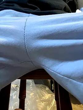 Snapshot of portugadopau chatting on 10-02-25, 08:43 portugadopau online show from 10-02-25, 08:43