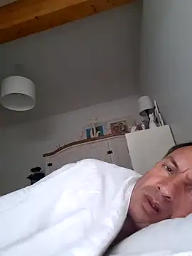 Snapshot of bagoulo chatting on 09-22-25, 11:12 bagoulo online show from 09-22-25, 11:12