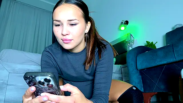 Brenda M00n online show from 10-25-25, 02:56