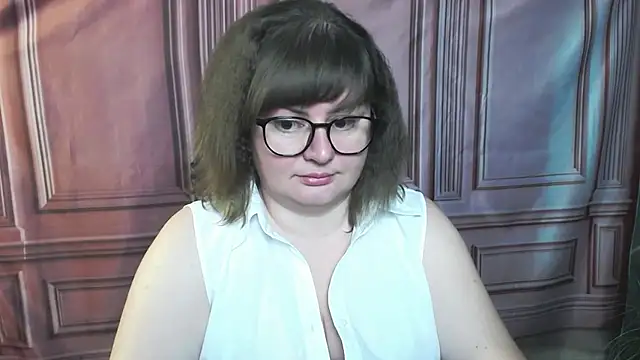 ZannaDreil online show from 09-11-25, 05:57