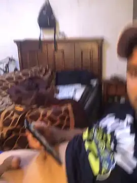 SINUECASTILLO online show from 03-06-25, 04:49