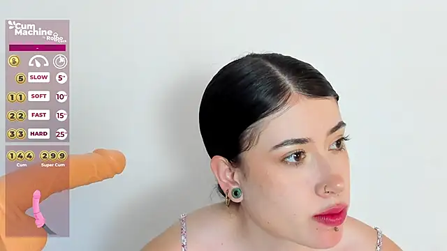 Snapshot of melody_suarez chatting on 12-19-24, 01:39 melody suarez online show from 12-19-24, 01:39