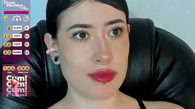 Snapshot of melody_suarez chatting on 01-29-25, 01:48 melody suarez online show from 01-29-25, 01:48