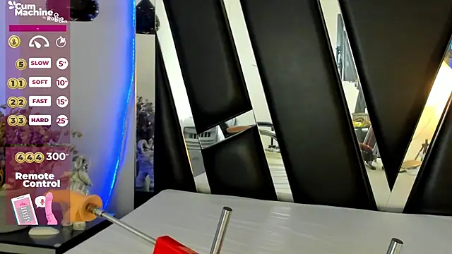 Snapshot of melody_suarez chatting on 02-28-25, 10:50 melody suarez online show from 02-28-25, 10:50