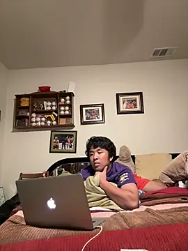 Snapshot of bigasianloads25 chatting on 03-22-25, 05:39 bigasianloads25 online show from 03-22-25, 05:39