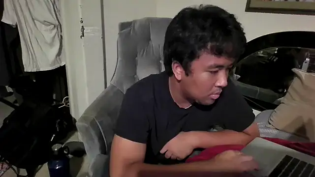 Snapshot of bigasianloads25 chatting on 09-28-25, 06:19 bigasianloads25 online show from 09-28-25, 06:19