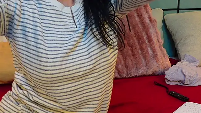 SarraRose online show from 02-09-25, 07:41