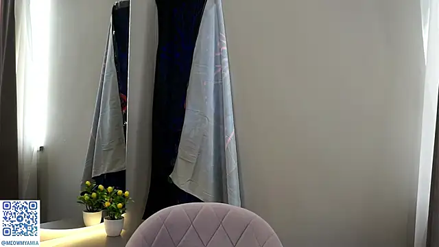 EvelyynLopez online show from 01-23-25, 06:39