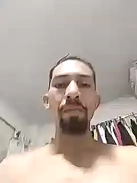 Snapshot of Emilio2034 chatting on 02-21-25, 02:17 Emilio2034 online show from 02-21-25, 02:17