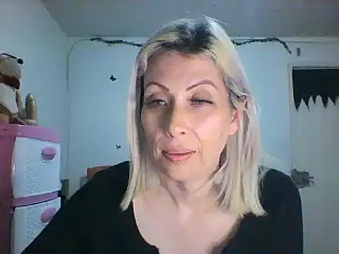 alixia81 online show from 12-26-24, 02:12