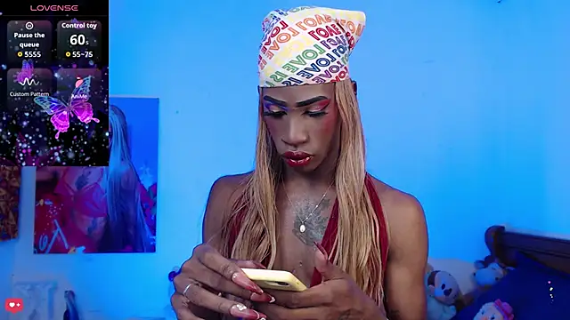 Kendall Gil online show from 10-23-25, 06:13