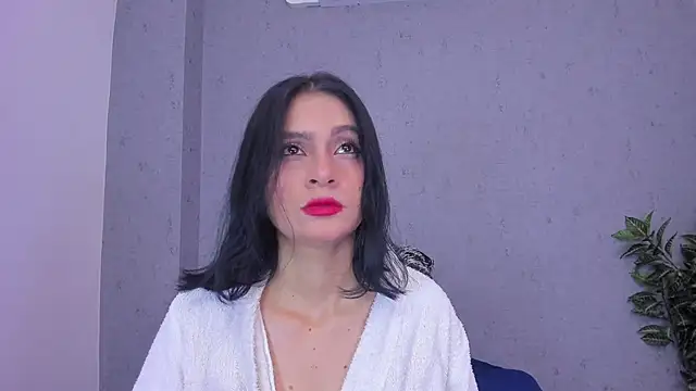 Tiffany mendez online show from 04-07-26, 12:05