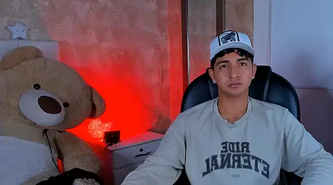 Snapshot of Muichiro_tokito1 chatting on 01-03-25, 08:43 Muichiro tokito1 online show from 01-03-25, 08:43