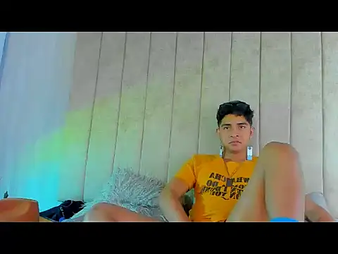 Snapshot of Muichiro_tokito1 chatting on 01-11-25, 09:26 Muichiro tokito1 online show from 01-11-25, 09:26