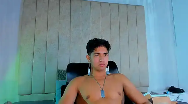 Snapshot of Muichiro_tokito1 chatting on 01-18-25, 03:53 Muichiro tokito1 online show from 01-18-25, 03:53