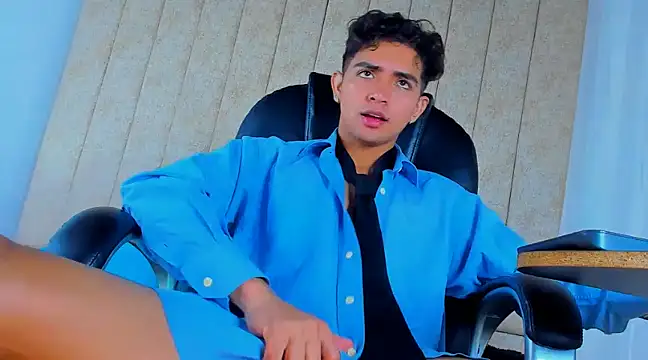 Snapshot of Muichiro_tokito1 chatting on 03-08-25, 04:12 Muichiro tokito1 online show from 03-08-25, 04:12