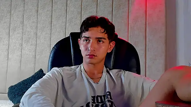 Snapshot of Muichiro_tokito1 chatting on 11-09-25, 04:00 Muichiro tokito1 online show from 11-09-25, 04:00