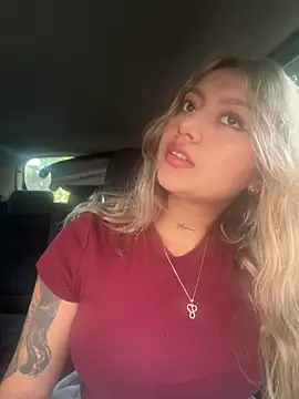 amanda-medrano1 online show from 01-15-26, 03:38